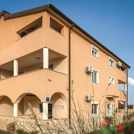 App Apartment *